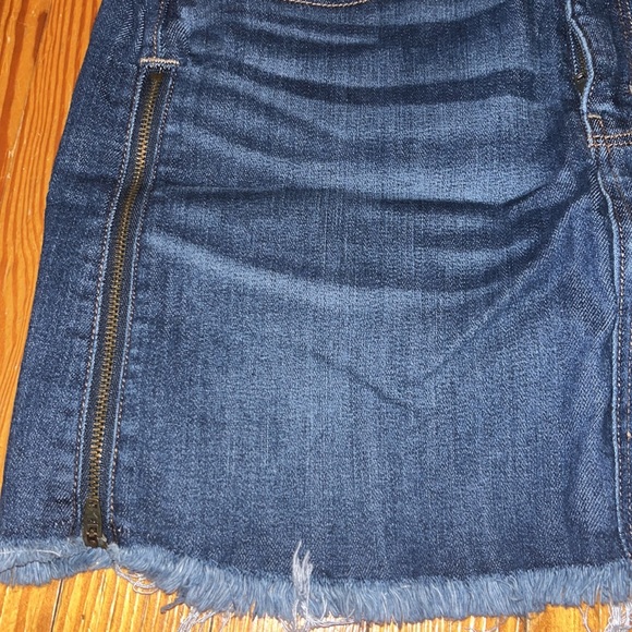 Denim skirt - Picture 2 of 4